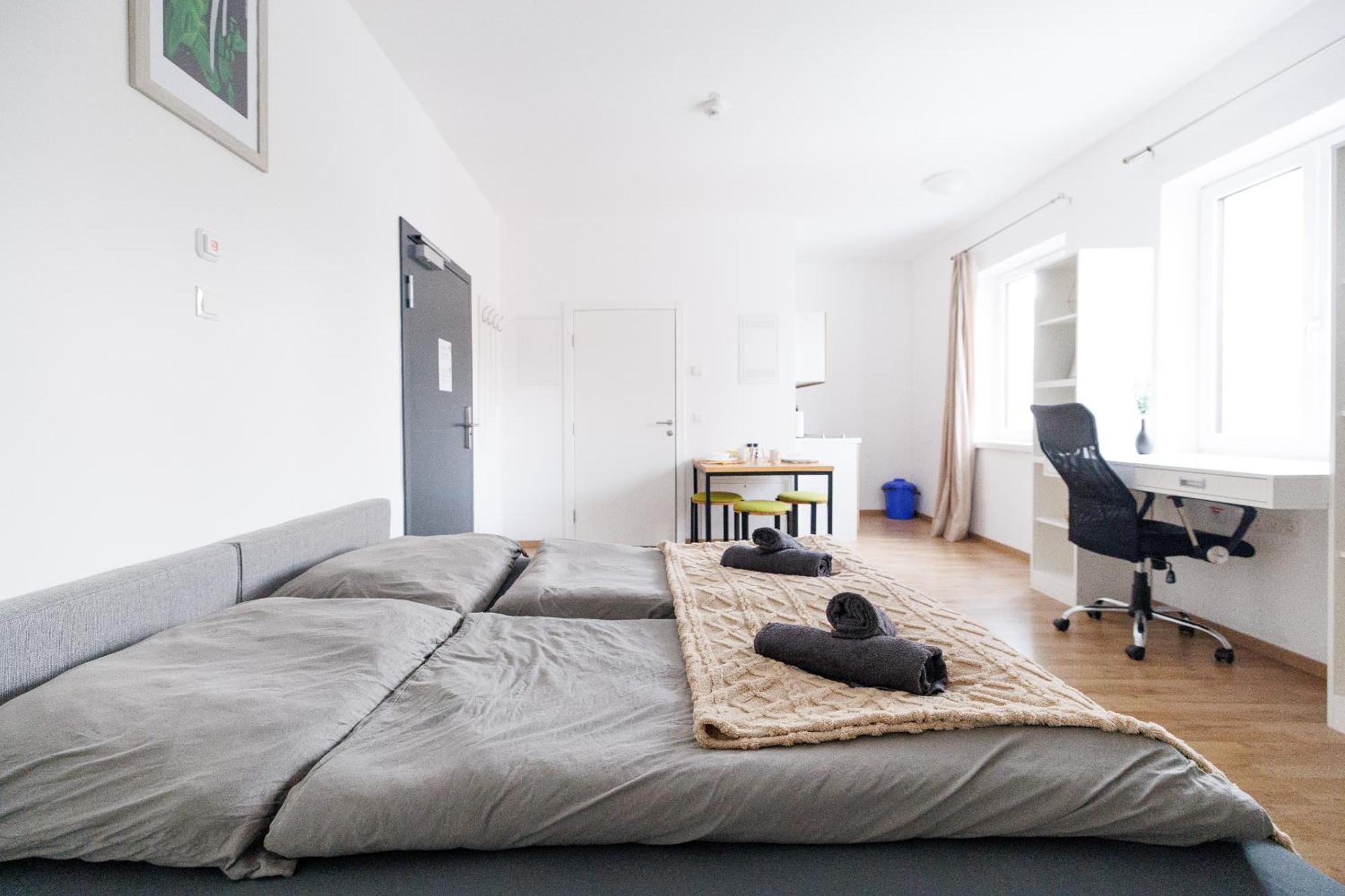 Central Urban Studio Wiener Neustadt Zewnętrze zdjęcie